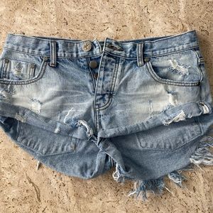One x One Teaspoon Bandits Shorts